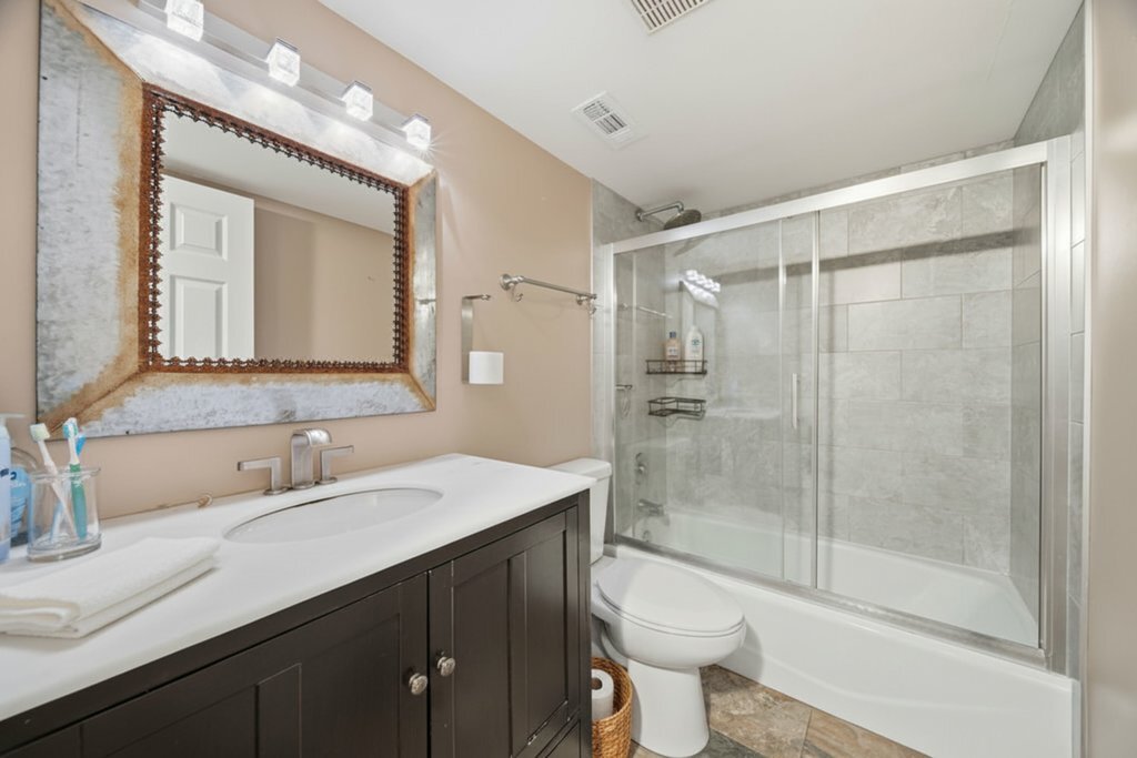 15700 86th Avenue #104, Orland Park, IL 60462