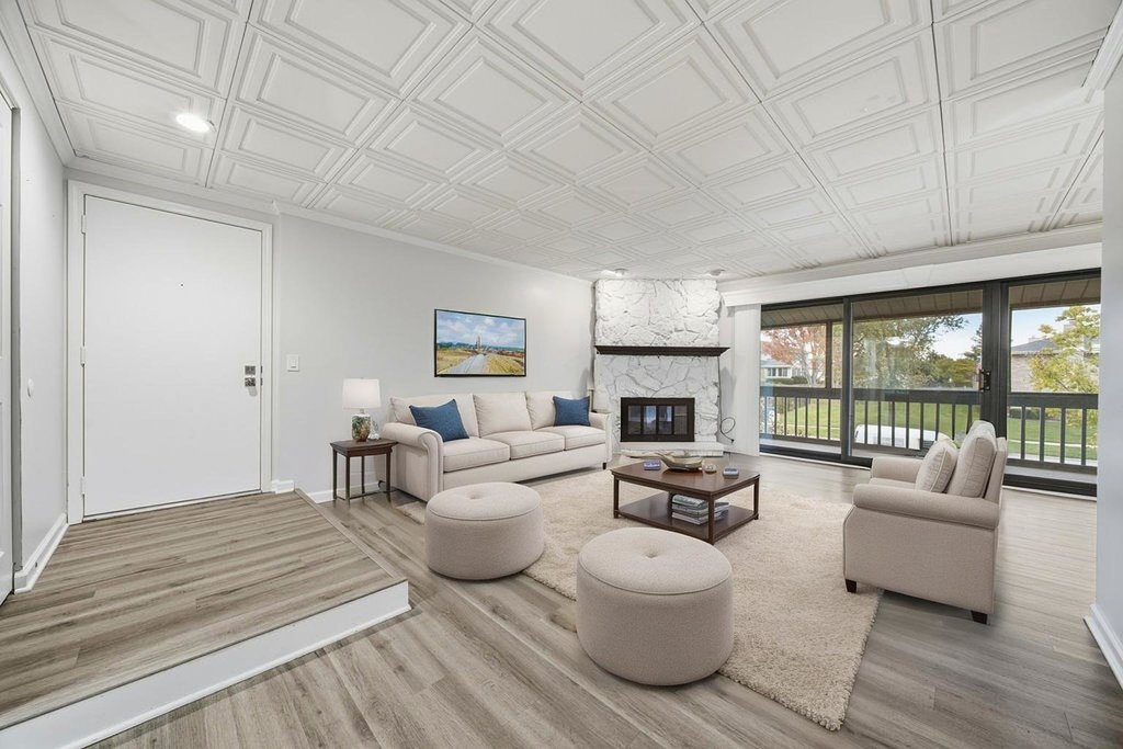 15700 86th Avenue #104, Orland Park, IL 60462