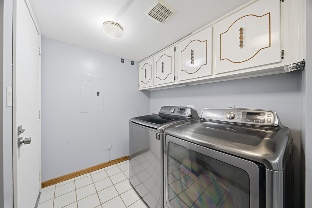 15700 86th Avenue #104, Orland Park, IL 60462