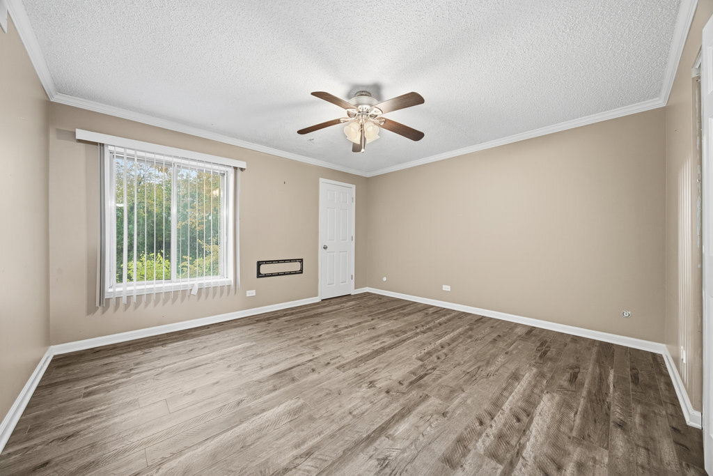 15700 86th Avenue #104, Orland Park, IL 60462