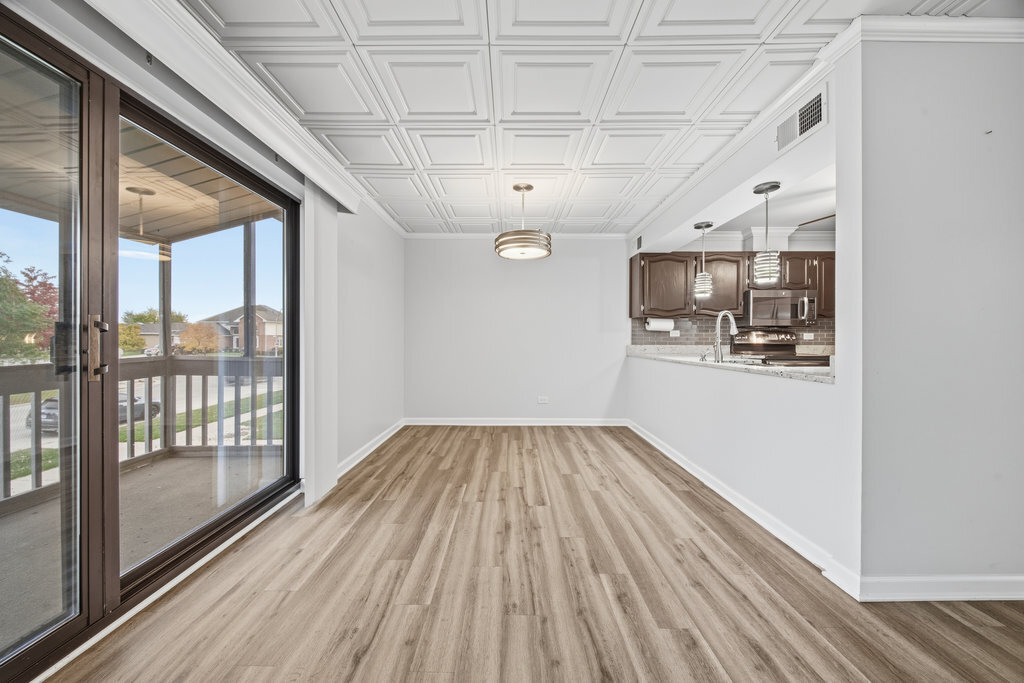 15700 86th Avenue #104, Orland Park, IL 60462