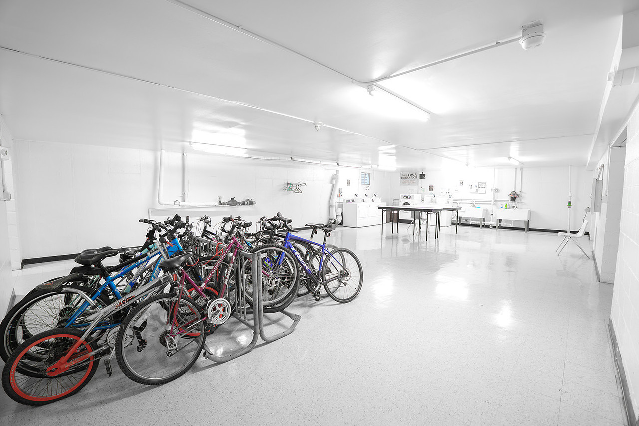 3939 Saratoga Avenue #110E, Downers Grove, IL 60515