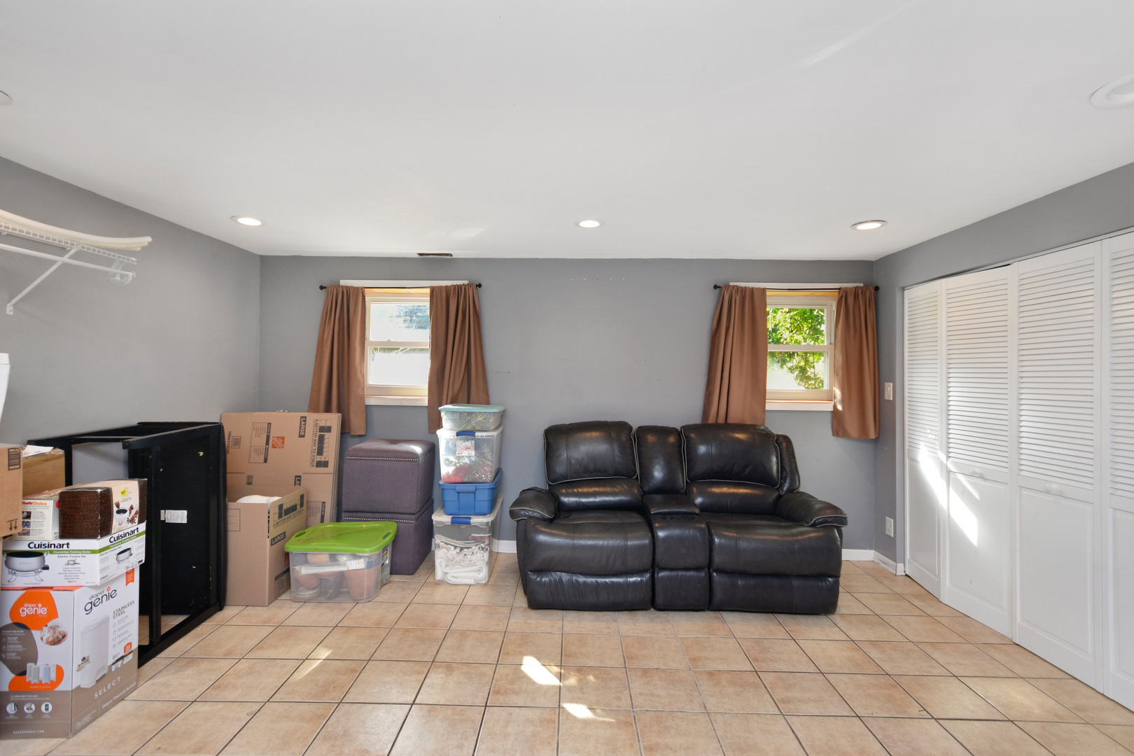 916 Lacey Avenue, Lisle, IL 60532