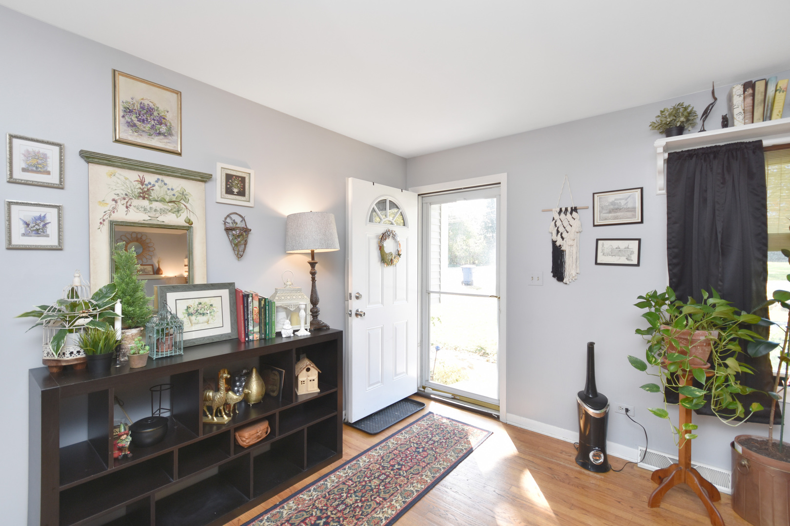 916 Lacey Avenue, Lisle, IL 60532