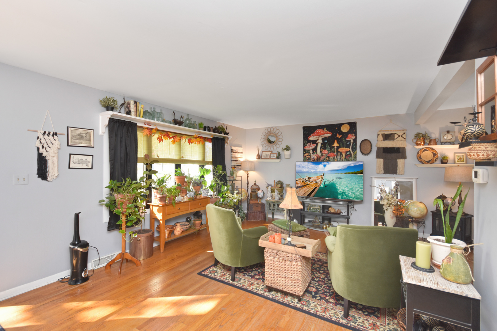 916 Lacey Avenue, Lisle, IL 60532