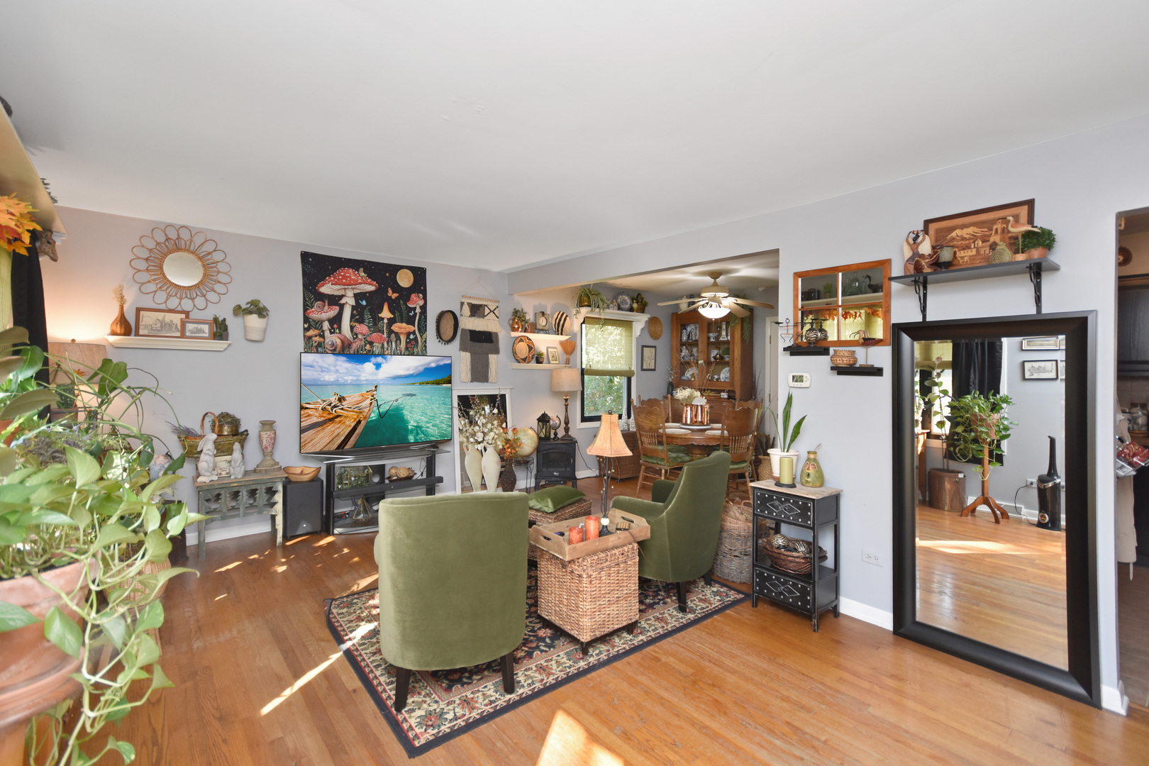 916 Lacey Avenue, Lisle, IL 60532