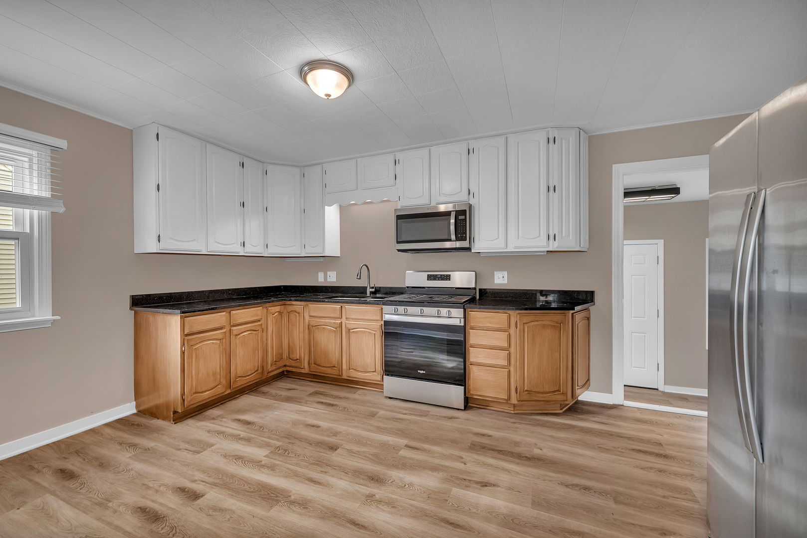 1103 Plaza Drive, Joliet, IL 60435