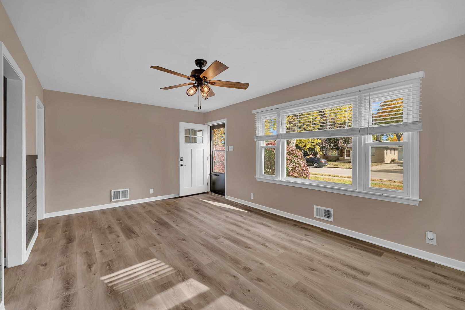 1103 Plaza Drive, Joliet, IL 60435