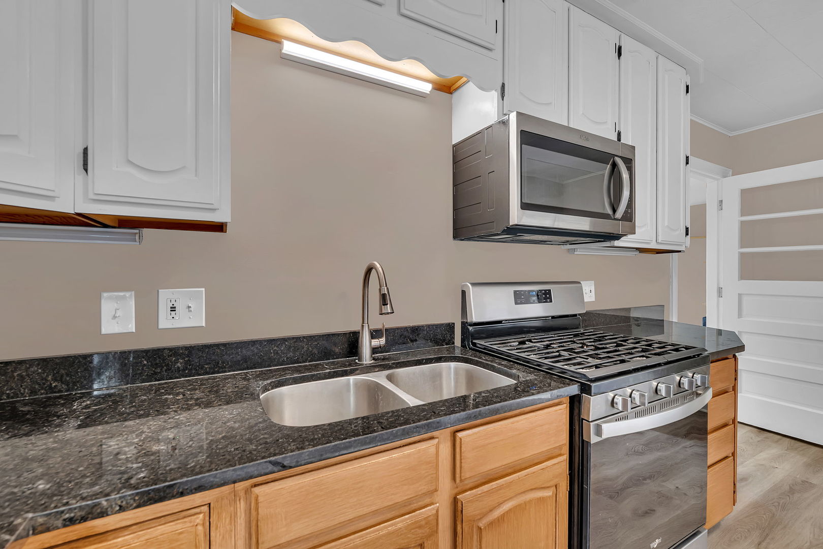 1103 Plaza Drive, Joliet, IL 60435