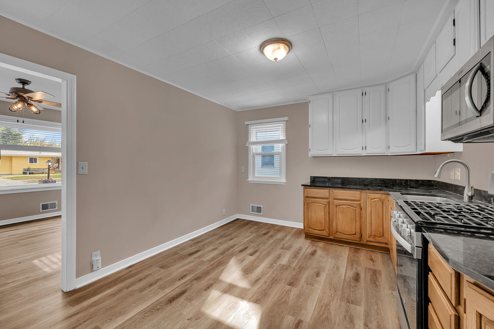 1103 Plaza Drive, Joliet, IL 60435