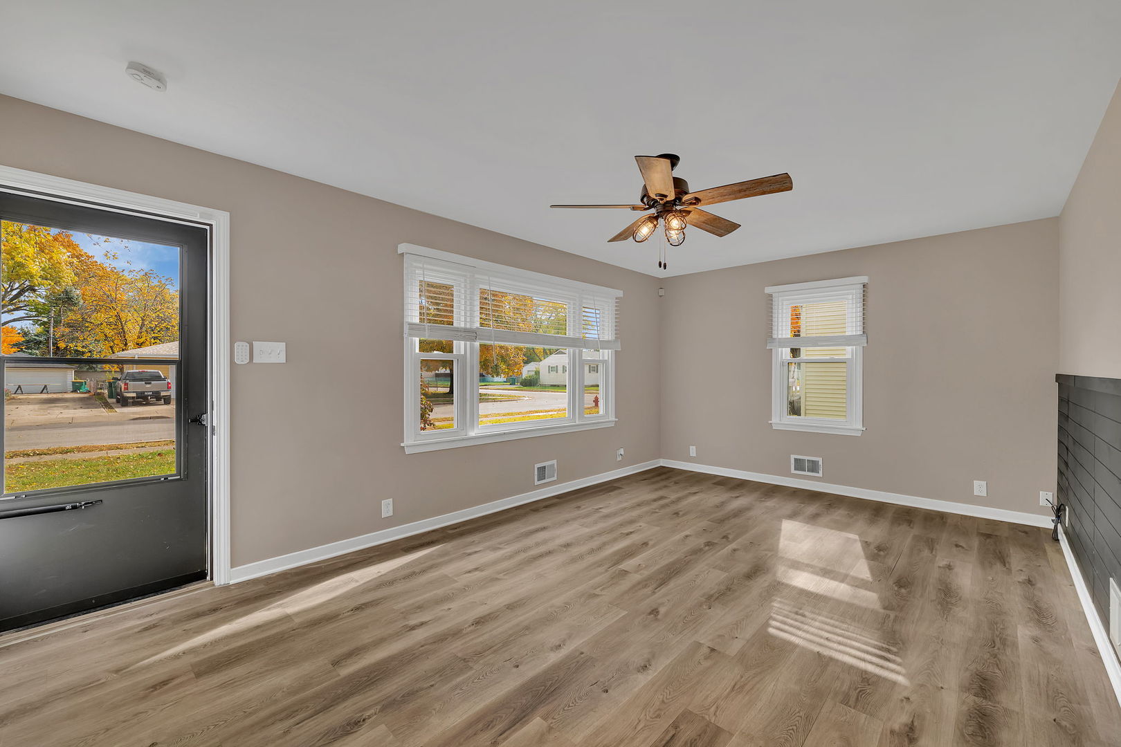 1103 Plaza Drive, Joliet, IL 60435