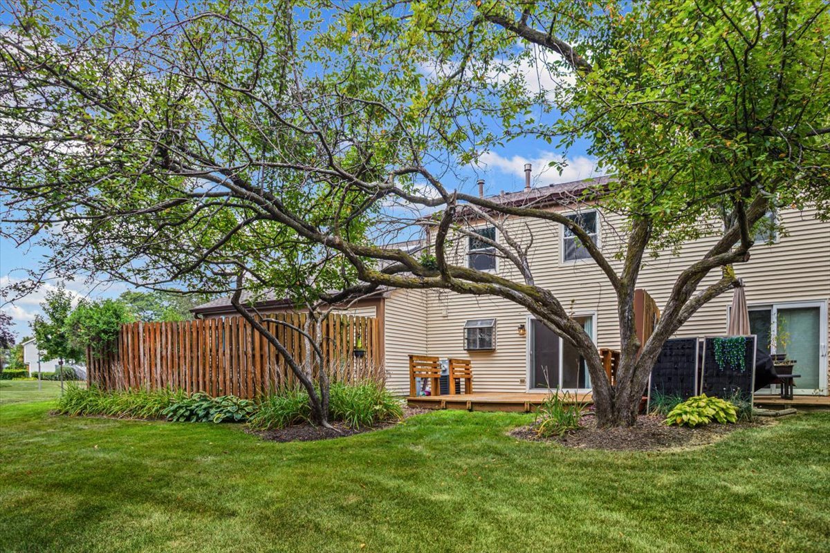 27W229 Providence Lane, Winfield, IL 60190