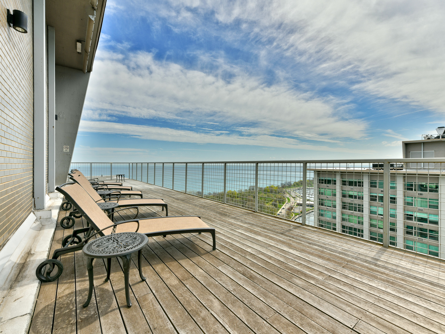 3600 N LAKE SHORE Drive #216, Chicago, IL 60613