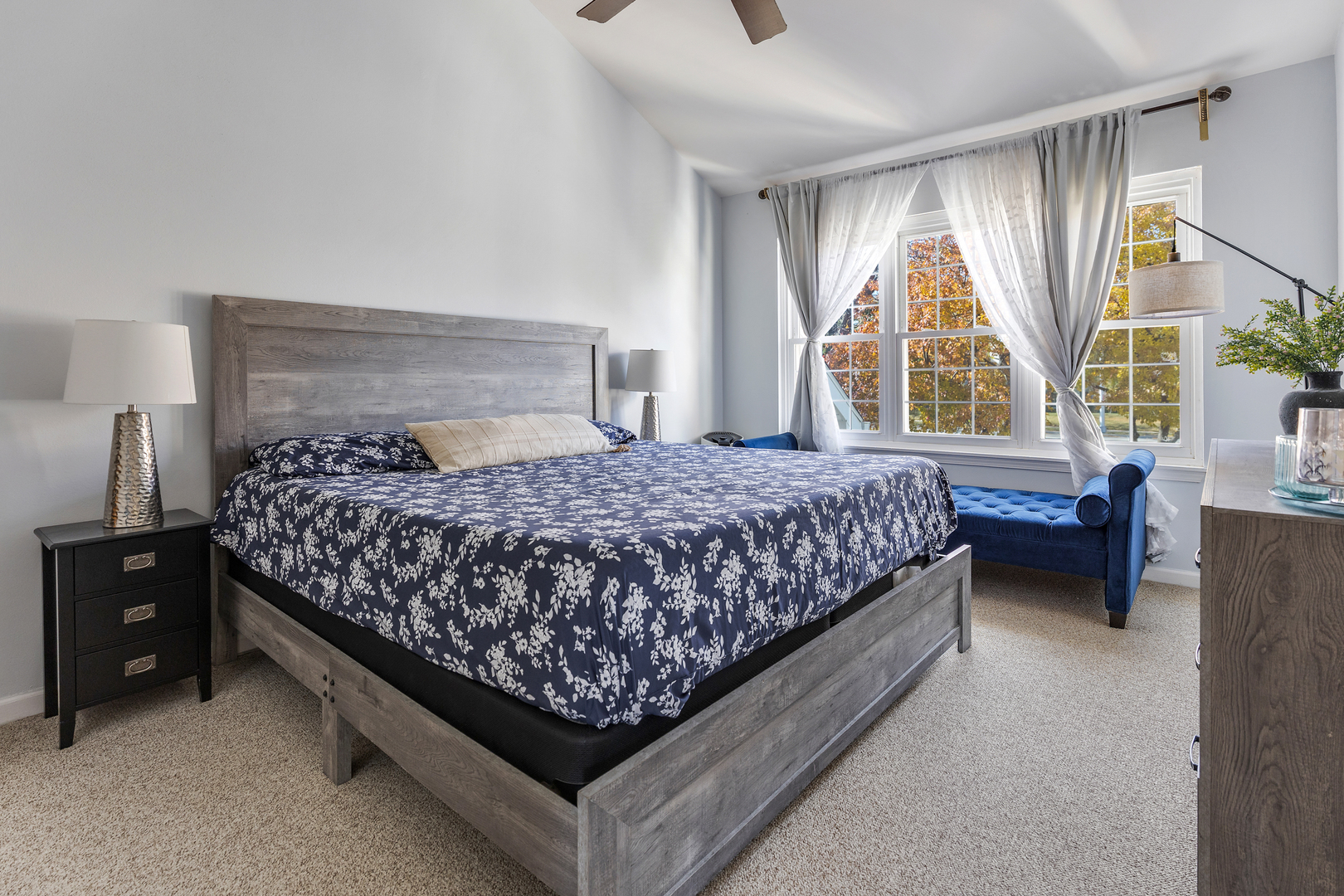 1437 WHITMAN Court, Schaumburg, IL 60173