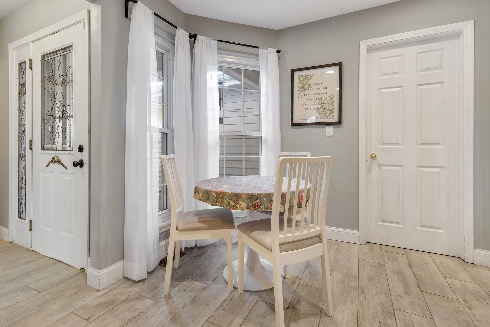 1437 WHITMAN Court, Schaumburg, IL 60173