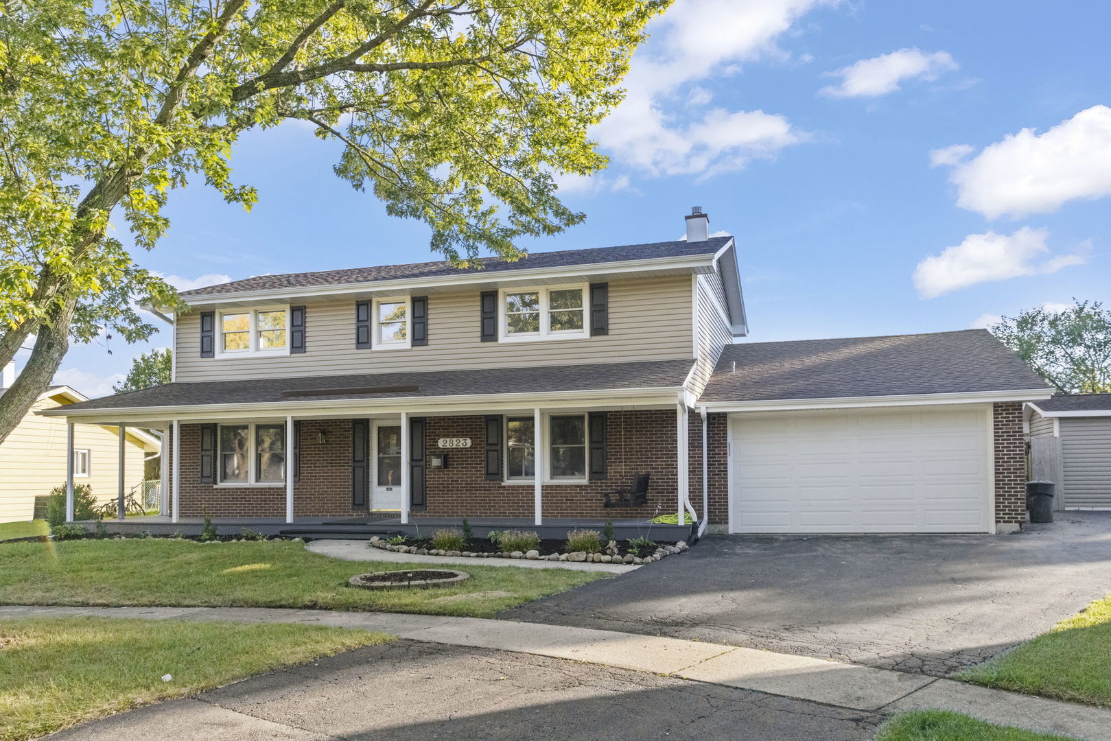 2823 Cooper Court, Woodridge, IL 60517