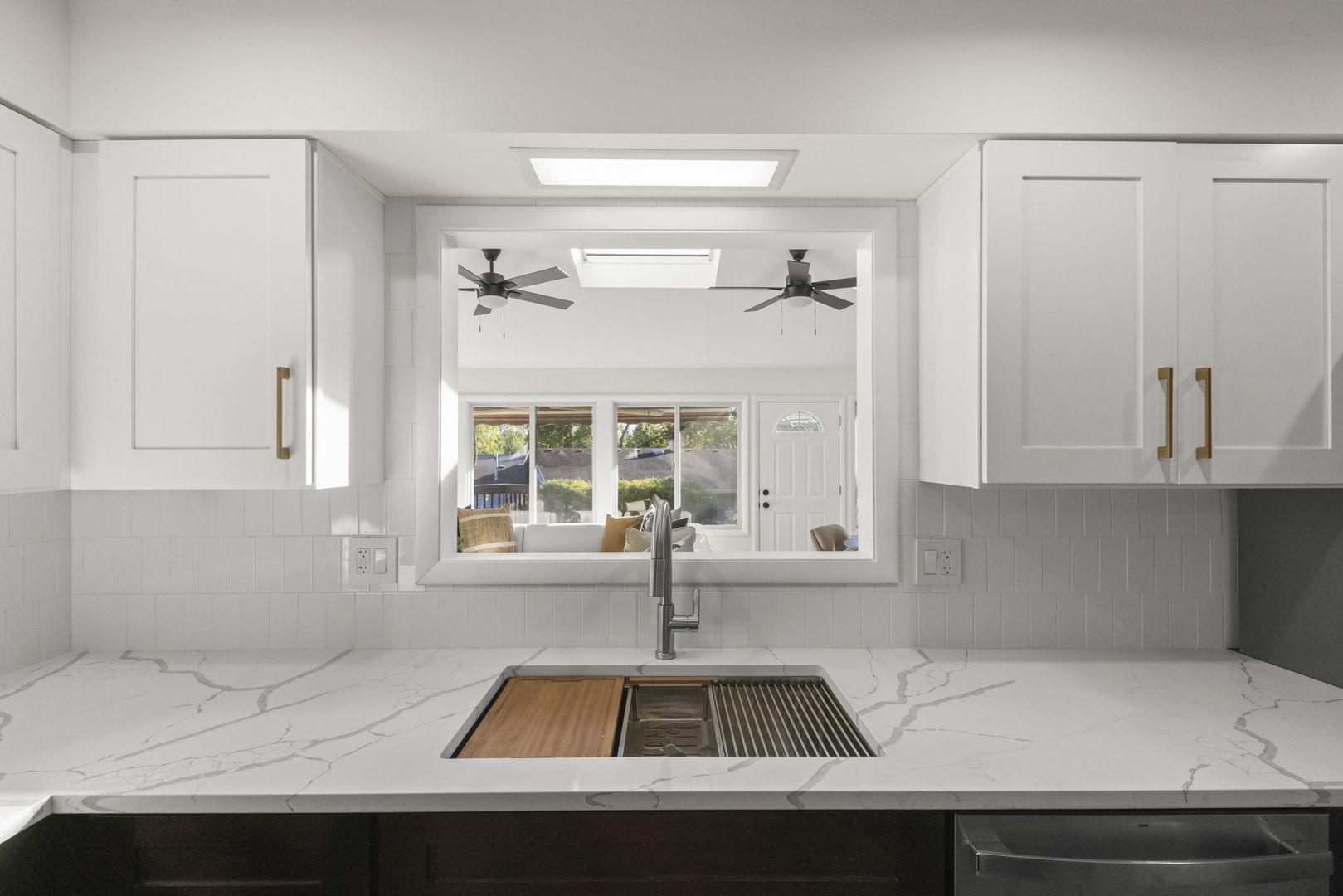 2823 Cooper Court, Woodridge, IL 60517