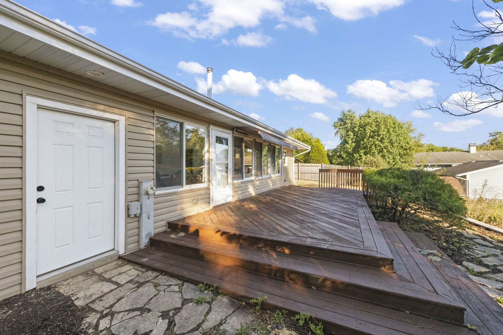 2823 Cooper Court, Woodridge, IL 60517