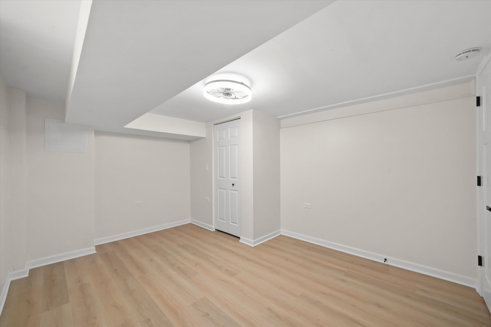 9728 S Greenwood Avenue, Chicago, IL 60628