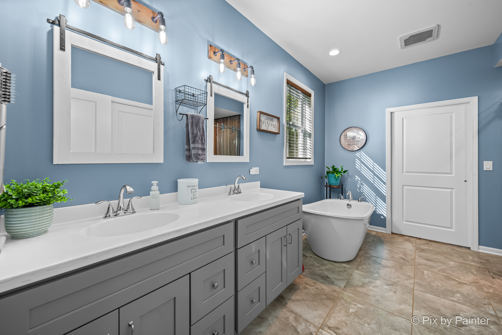 39247 Rangers Way, Antioch, IL 60002