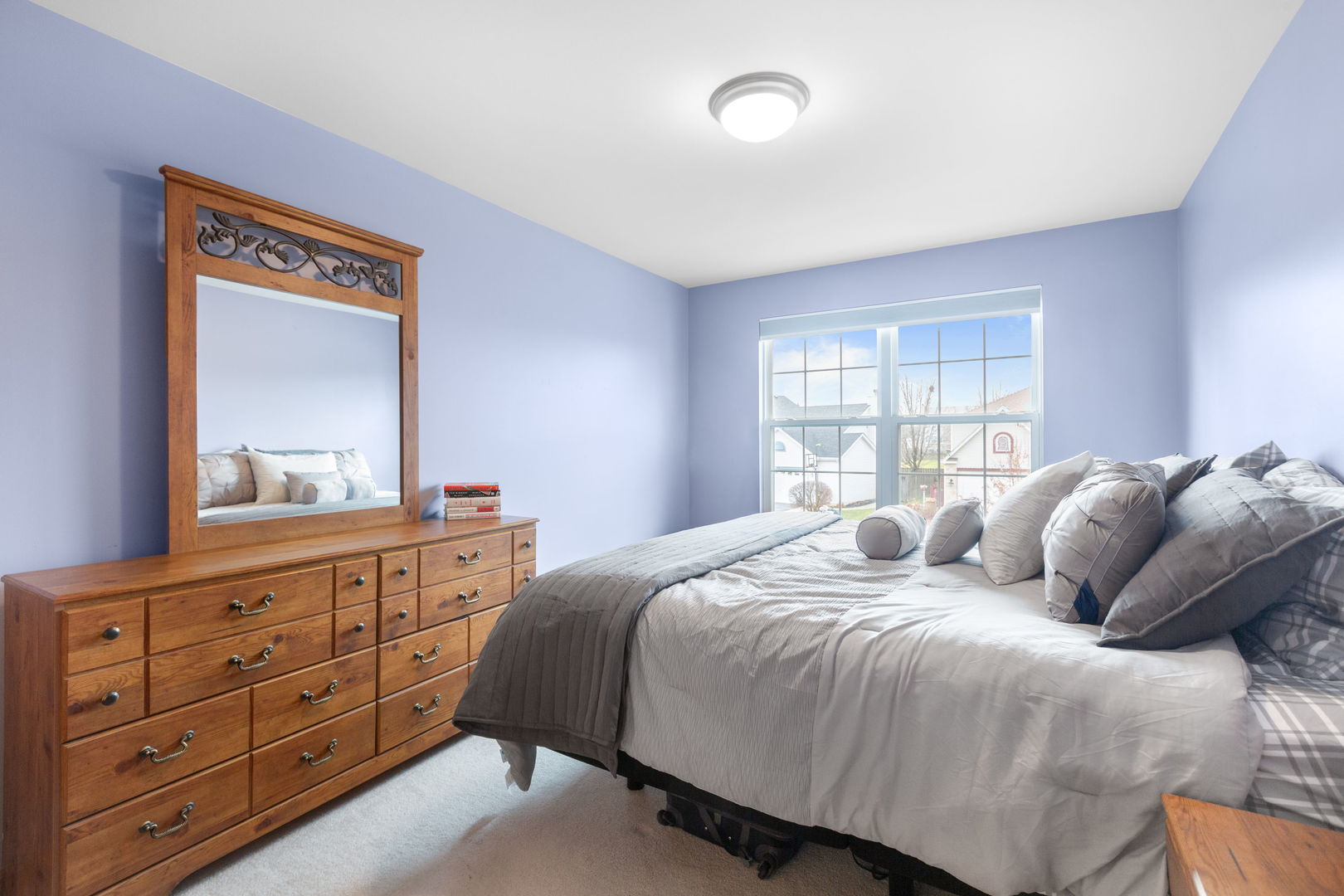 105 N Inverness Court, Round Lake, IL 60073