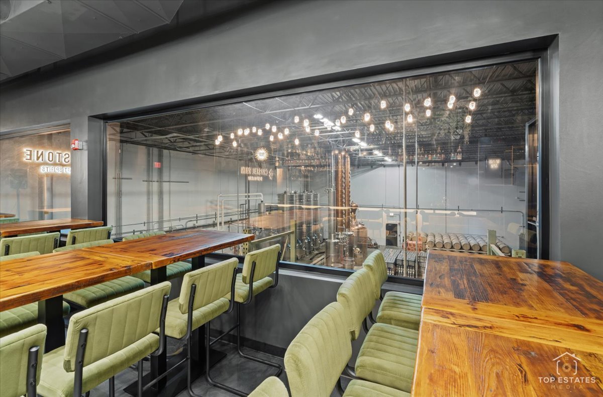 2281 Foster Avenue, Wheeling, IL 60090