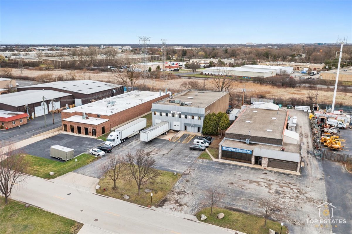 2281 Foster Avenue, Wheeling, IL 60090