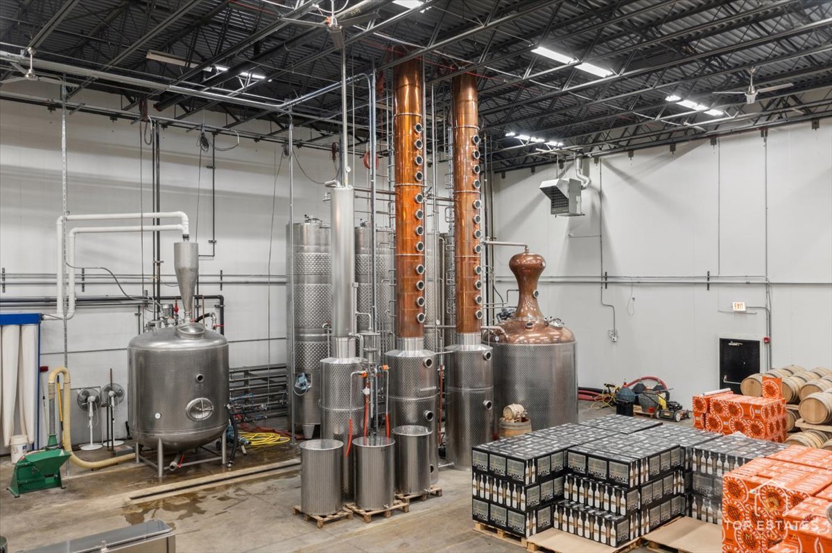 2281 Foster Avenue, Wheeling, IL 60090