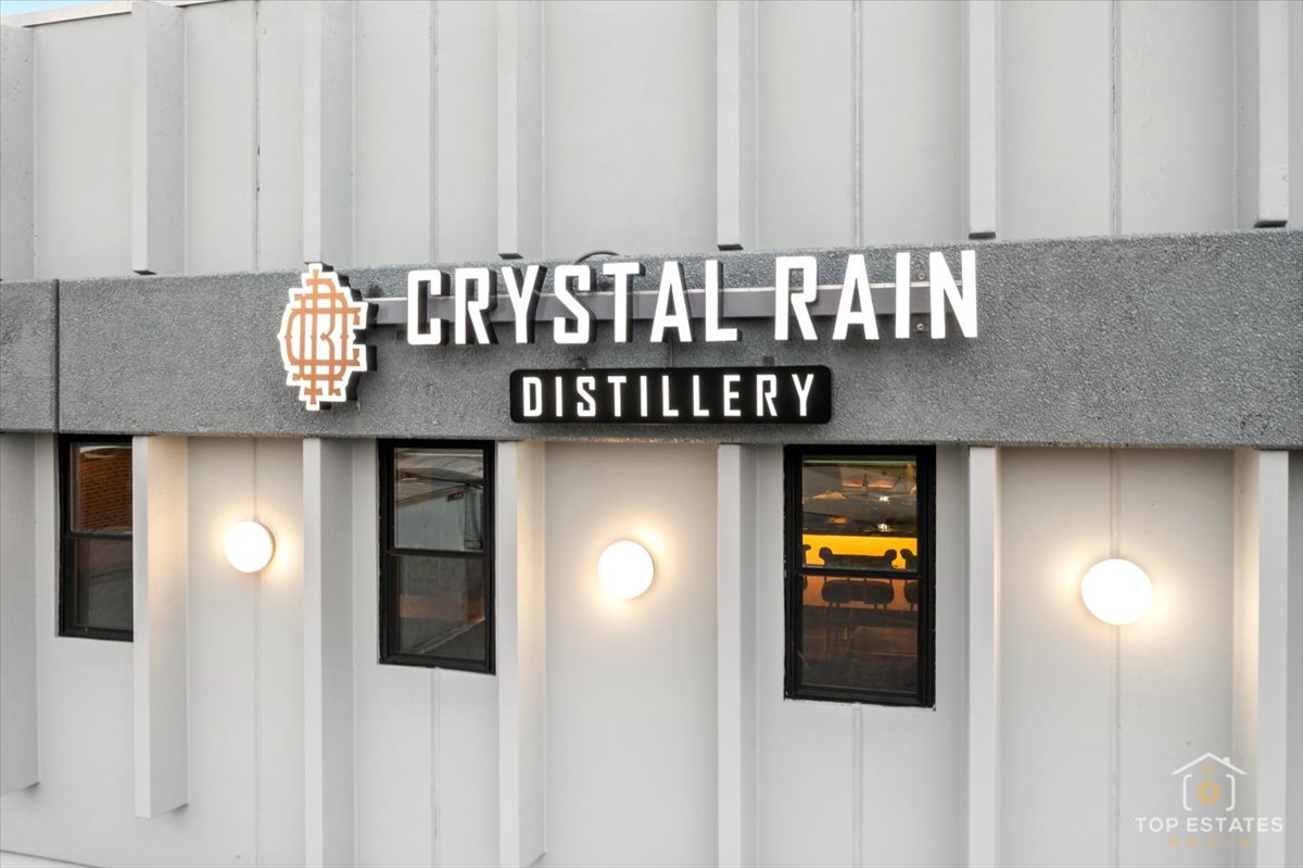 2281 Foster Avenue, Wheeling, IL 60090