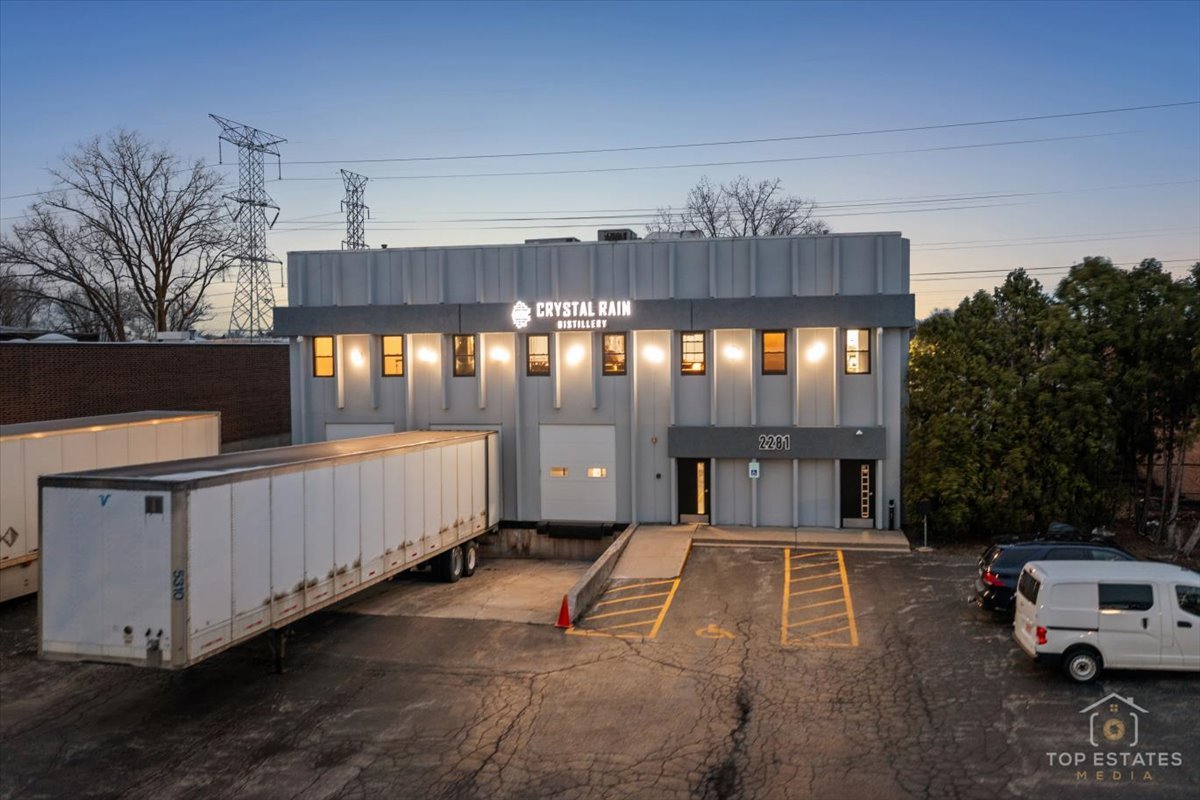 2281 Foster Avenue, Wheeling, IL 60090