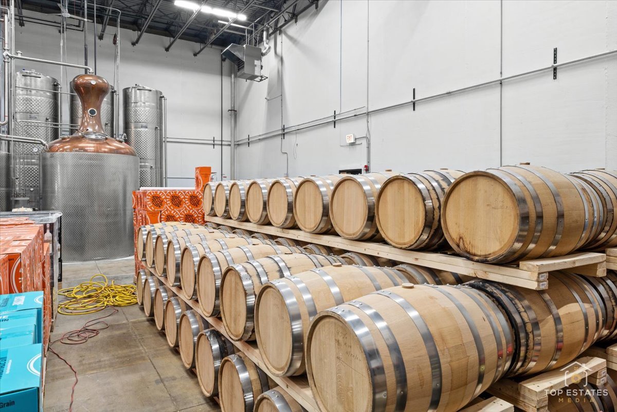 2281 Foster Avenue, Wheeling, IL 60090