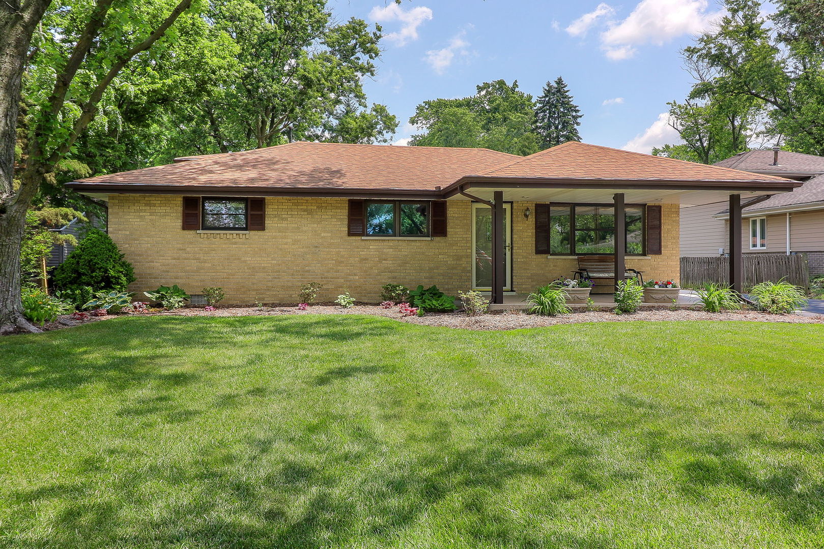6805 High Road, Darien, IL 60561