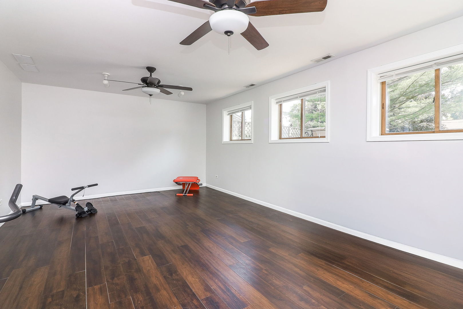 6805 High Road, Darien, IL 60561