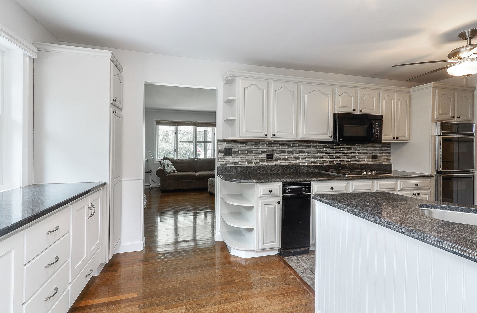 6805 High Road, Darien, IL 60561