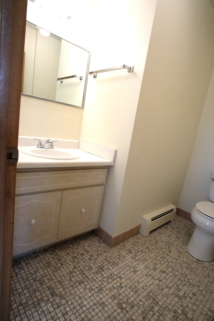 8418 W Oak Avenue #3, Niles, IL 60714