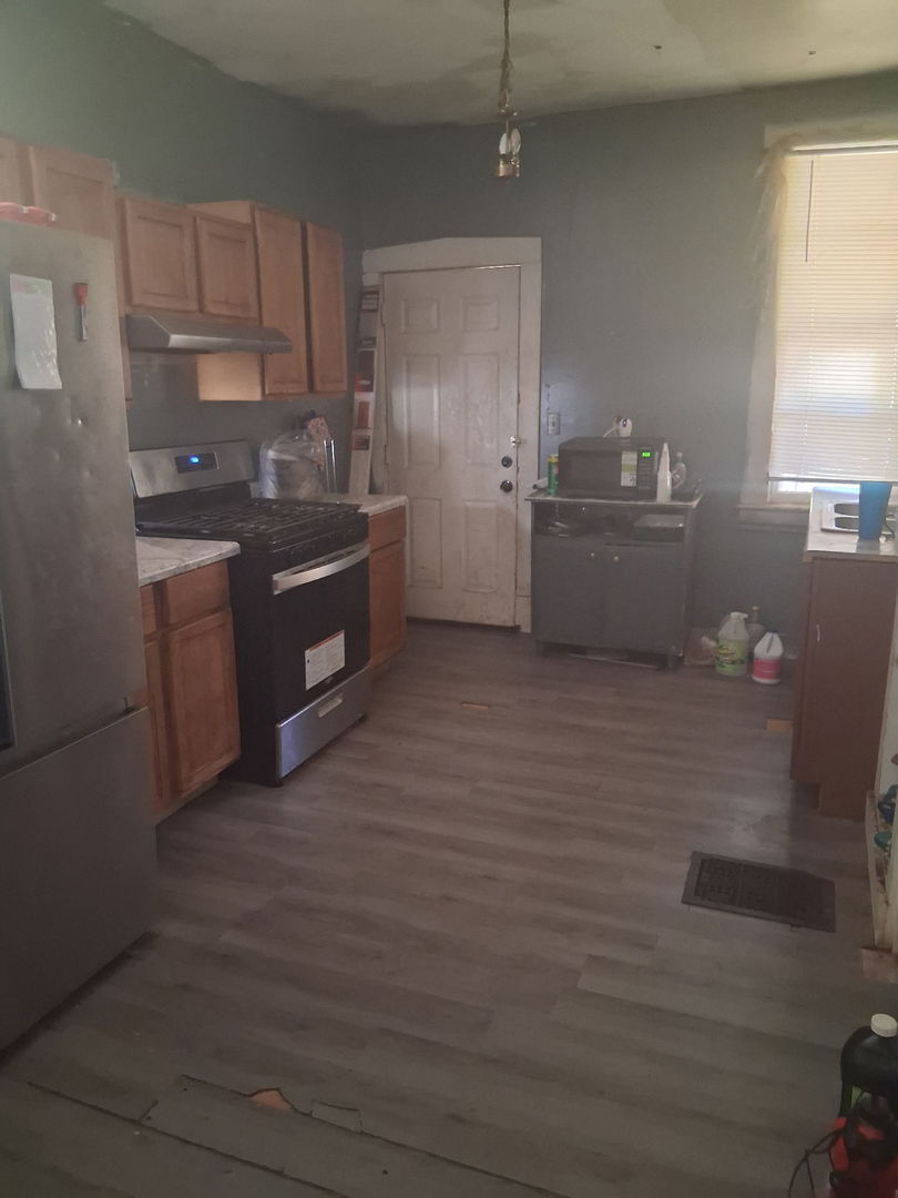 441 S Seigel Street, Decatur, IL 62522