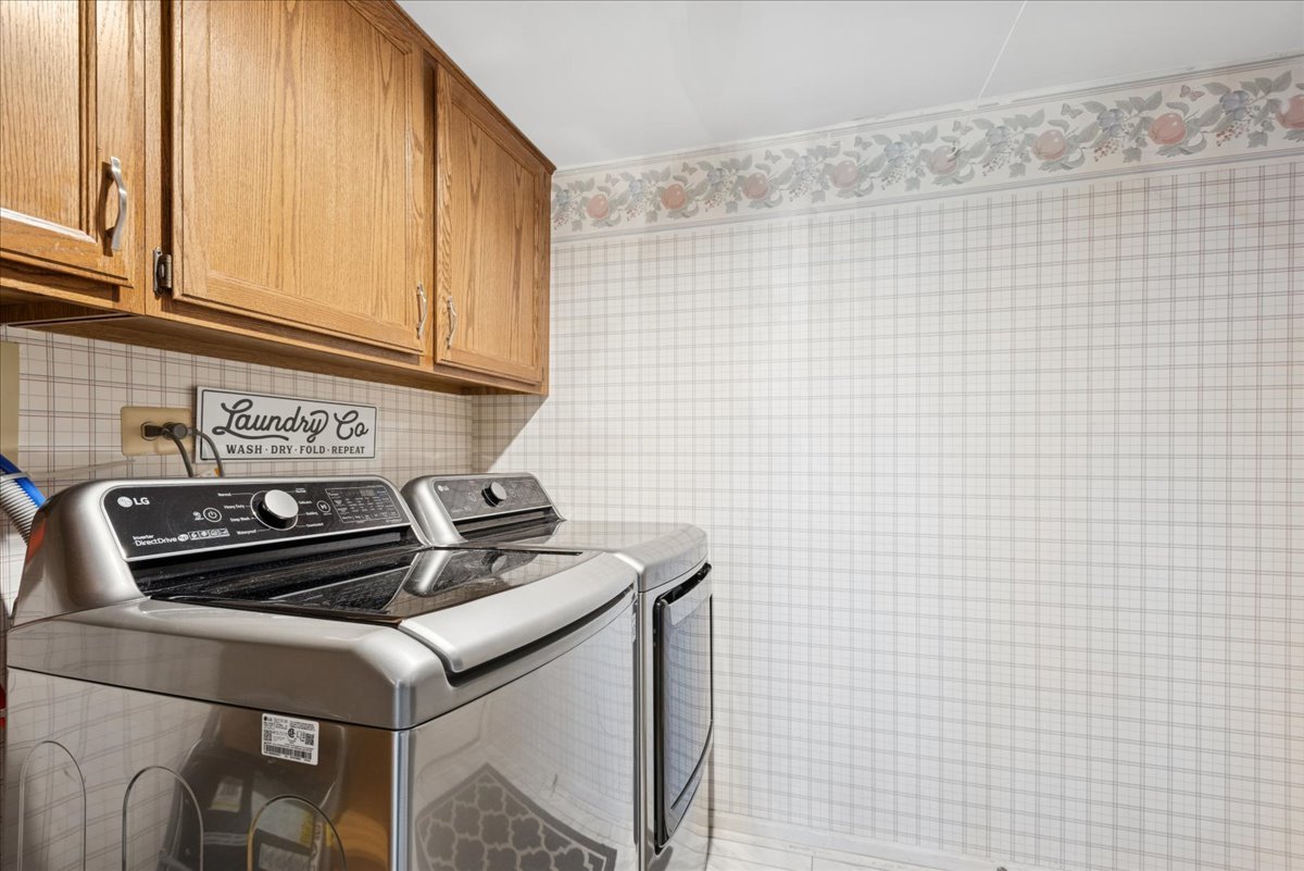 1445 Greens Court #1445, Glendale Heights, IL 60139