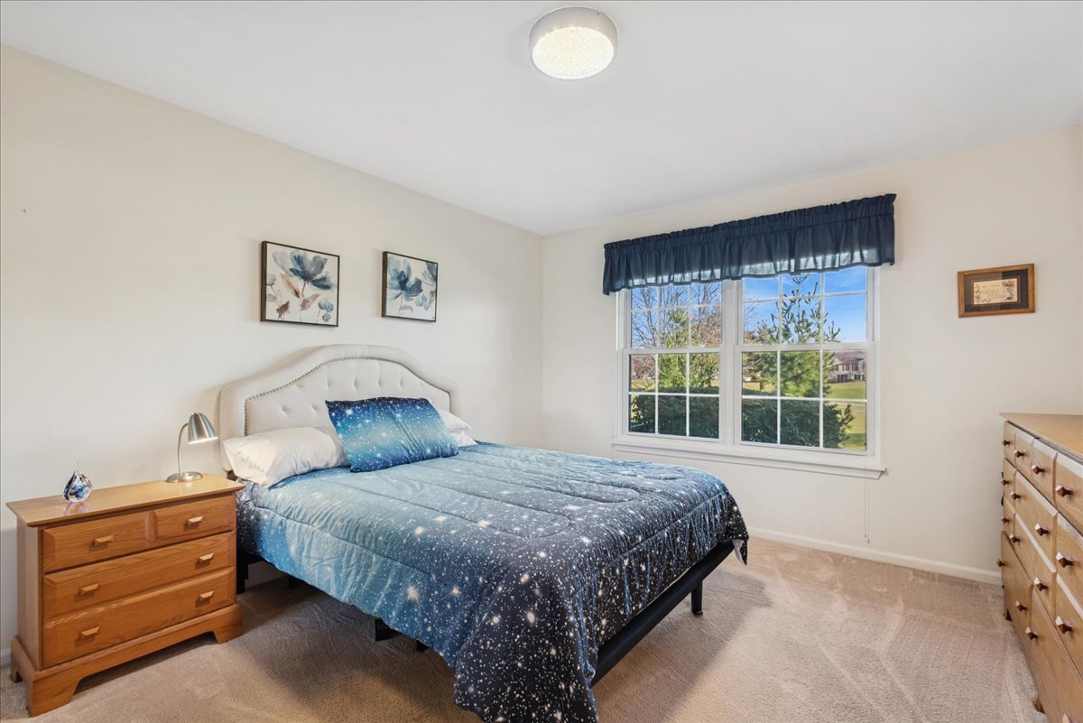 1445 Greens Court #1445, Glendale Heights, IL 60139