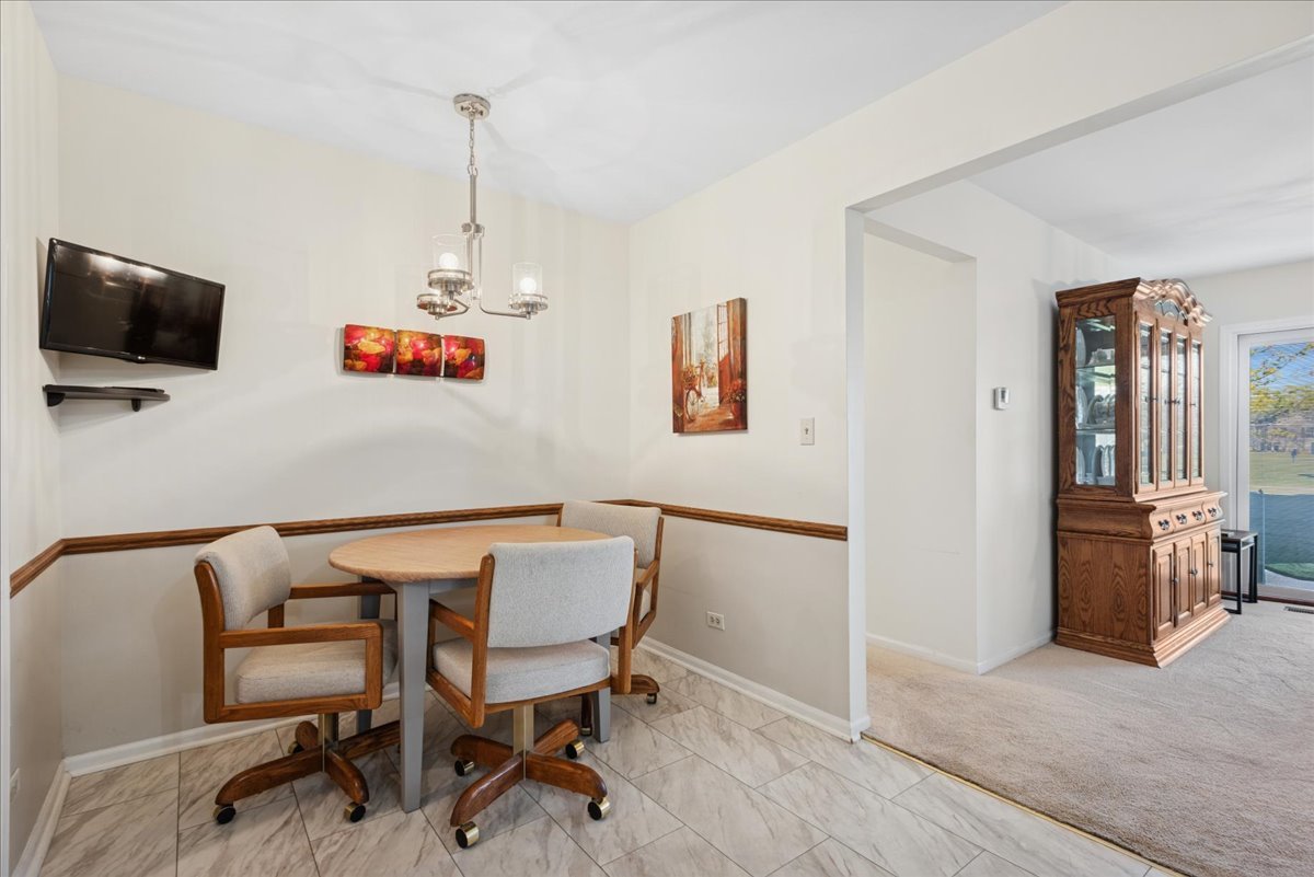 1445 Greens Court #1445, Glendale Heights, IL 60139