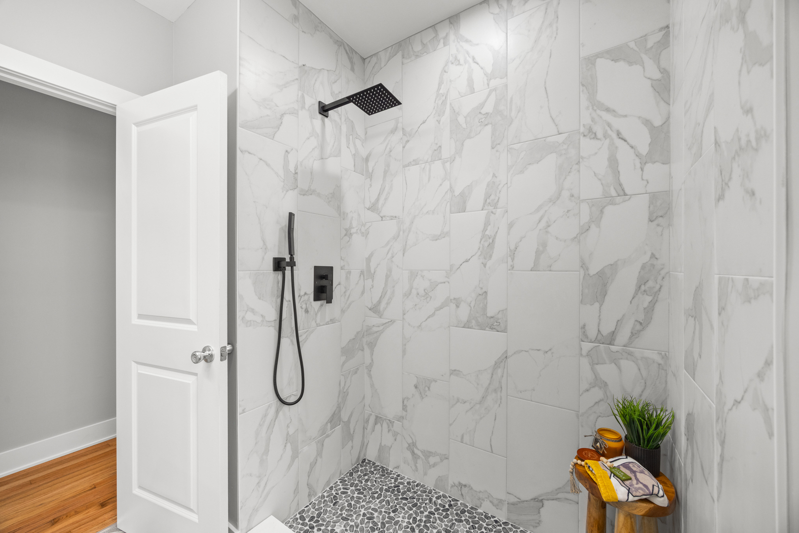 21 E 140th Court, Riverdale, IL 60827