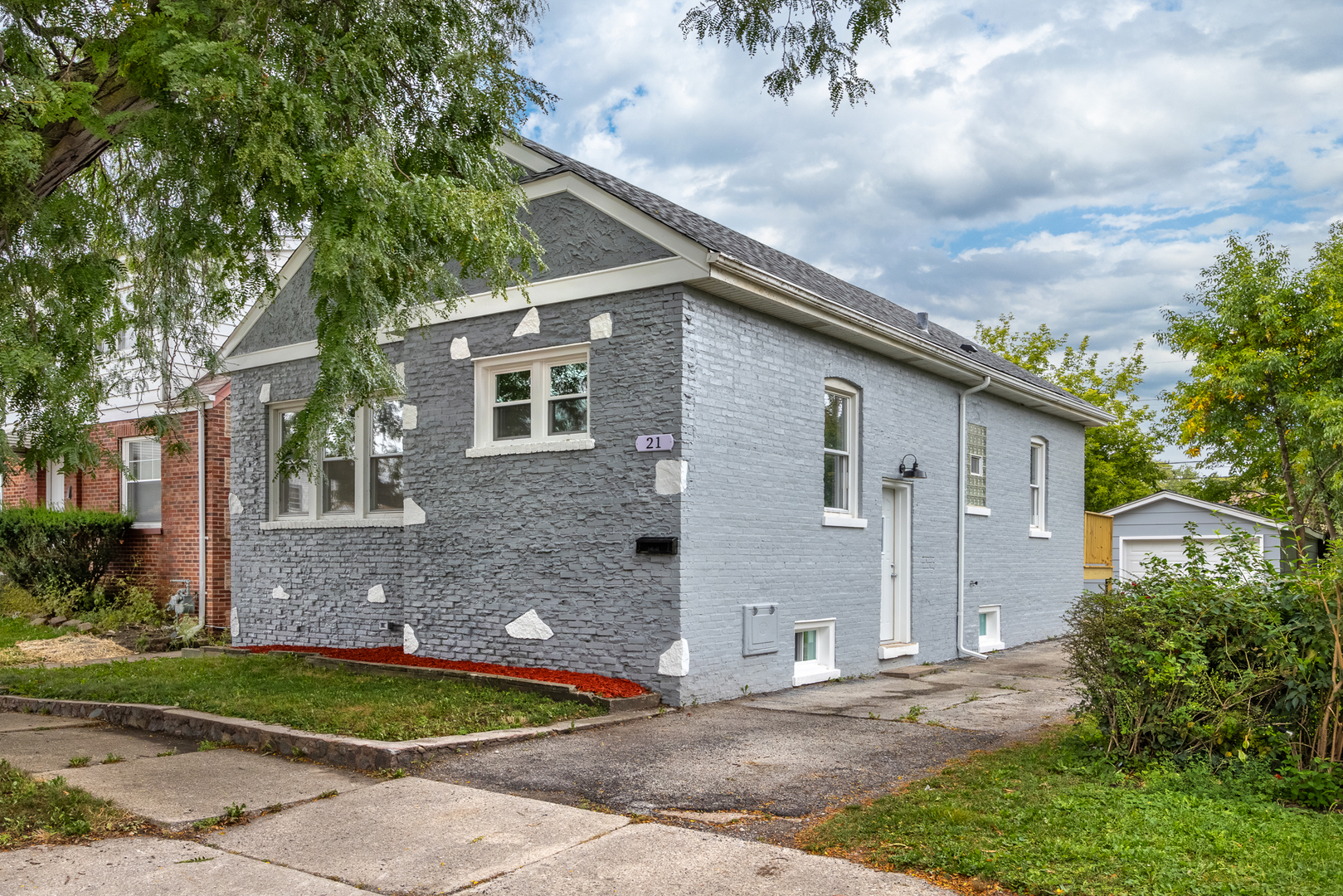 21 E 140th Court, Riverdale, IL 60827