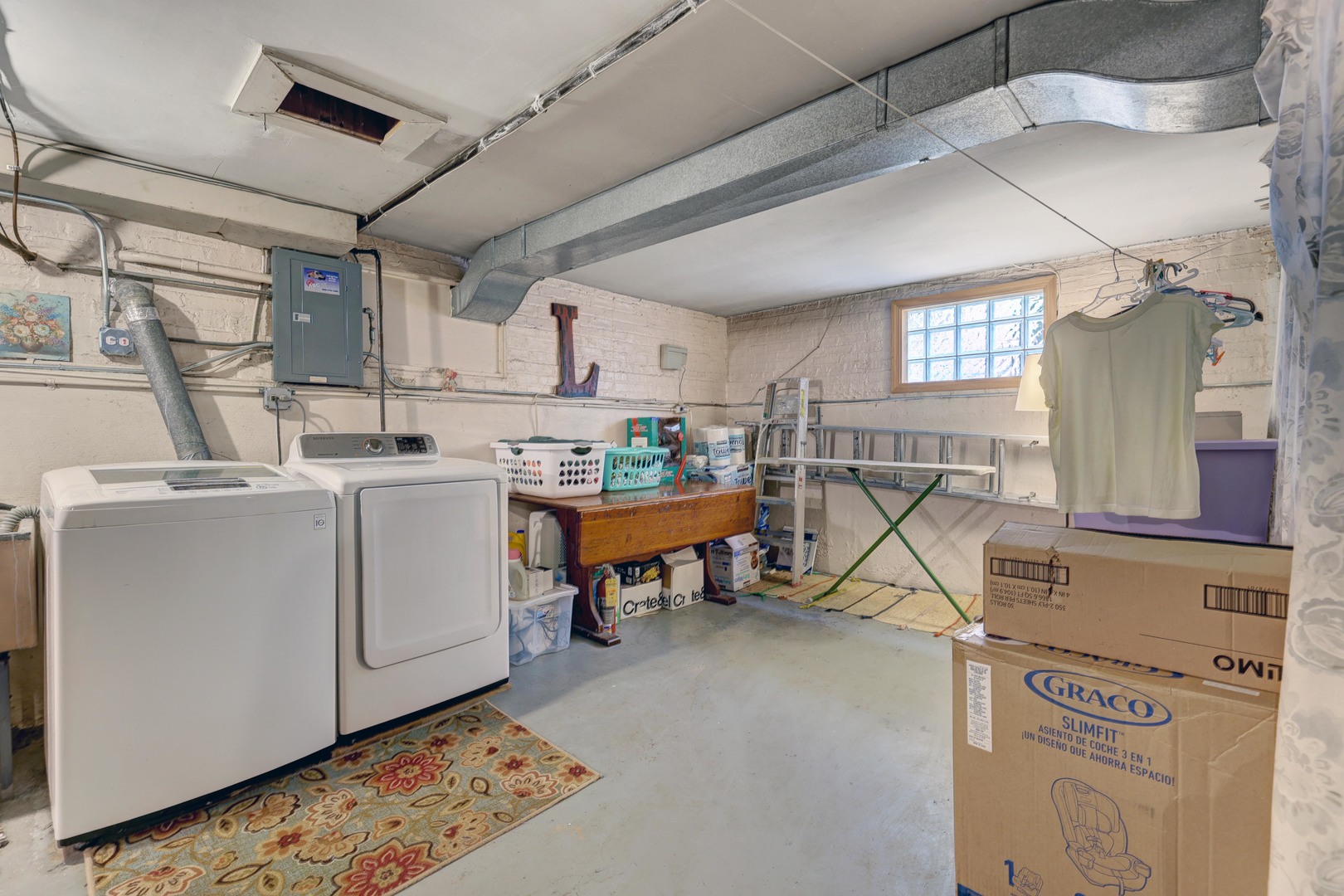 832 Sylviawood Avenue, Park Ridge, IL 60068