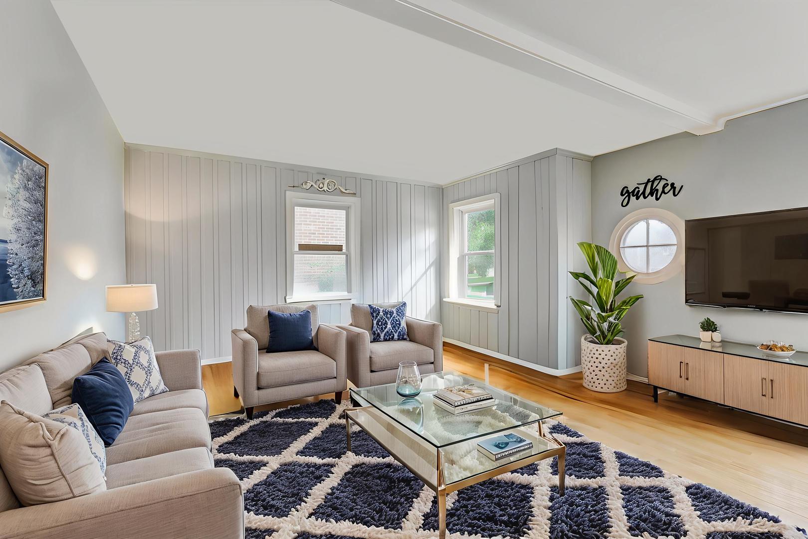 832 Sylviawood Avenue, Park Ridge, IL 60068