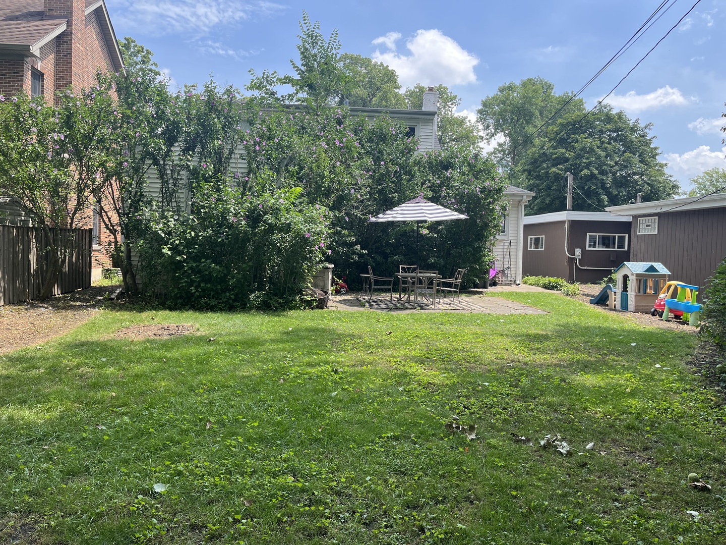 832 Sylviawood Avenue, Park Ridge, IL 60068