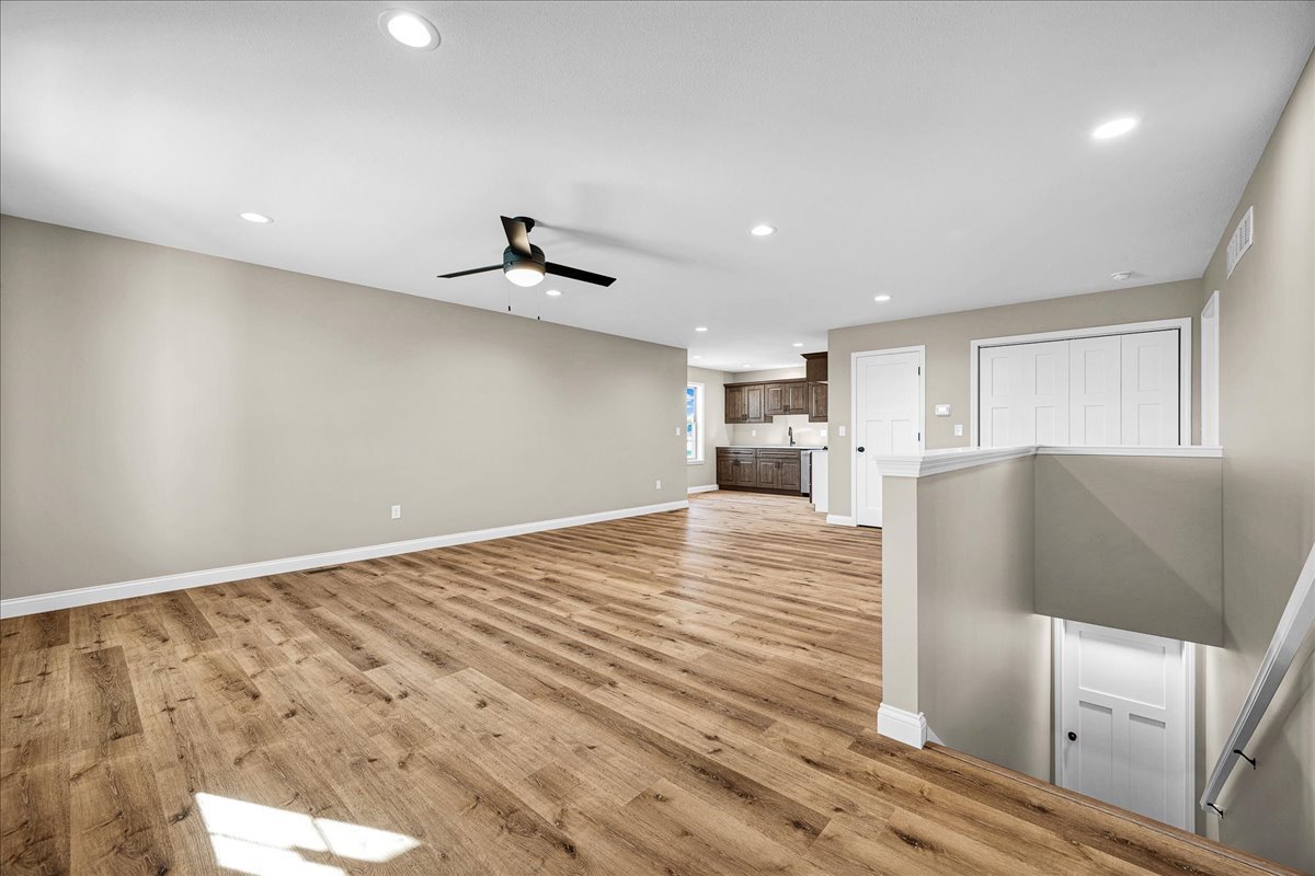 180 S Oak Street, El Paso, IL 61738