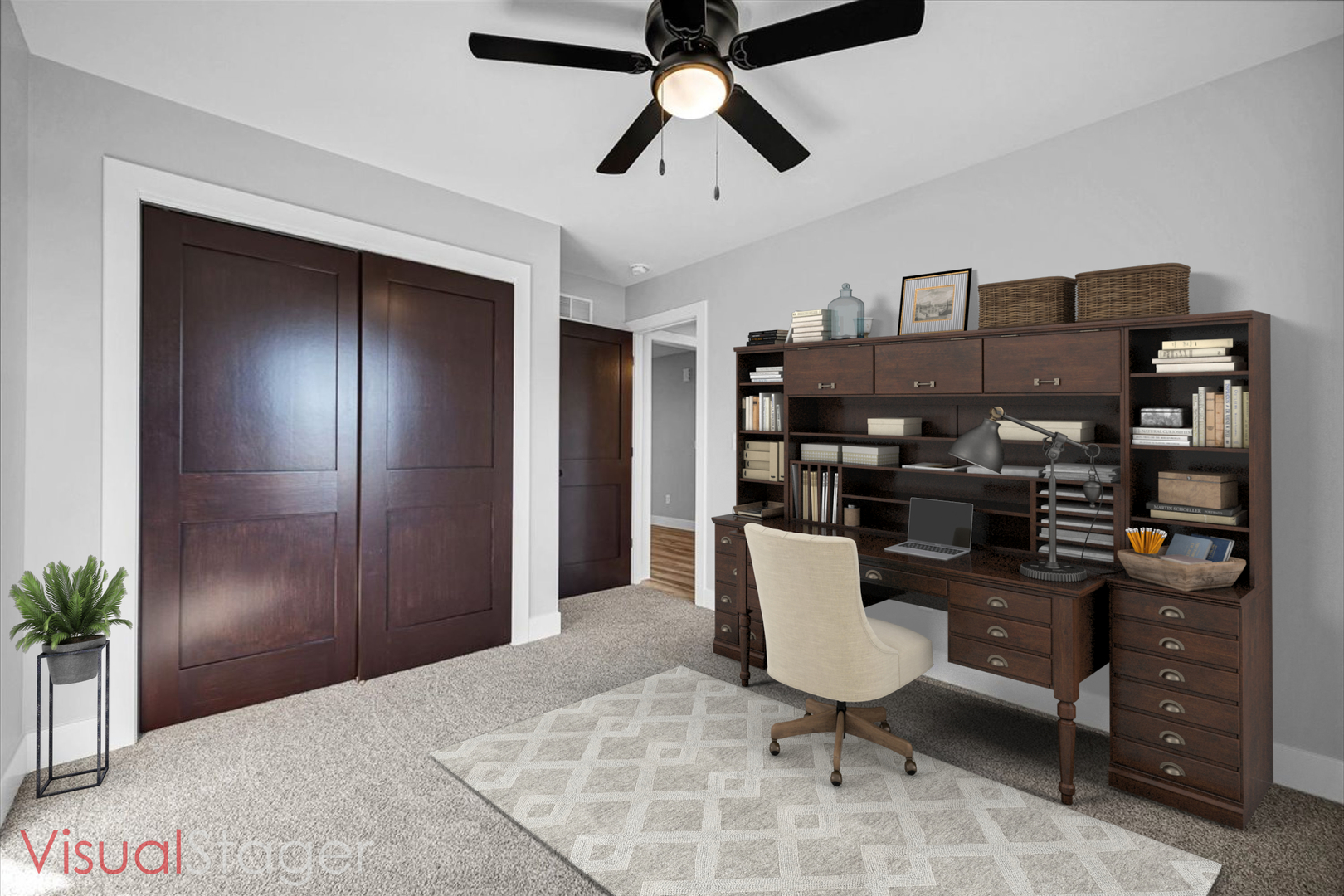 210 S Oak Street, El Paso, IL 61738