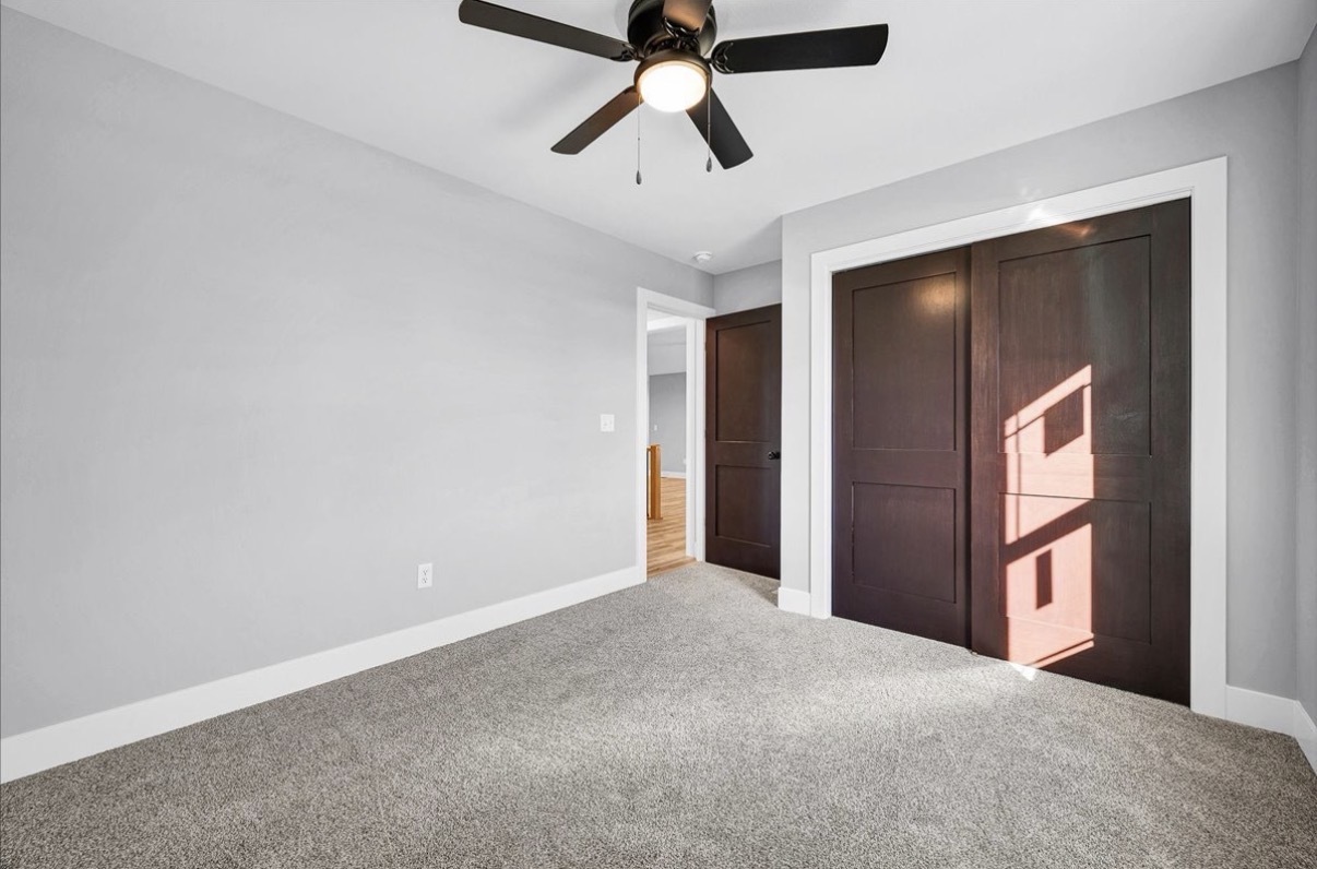 210 S Oak Street, El Paso, IL 61738