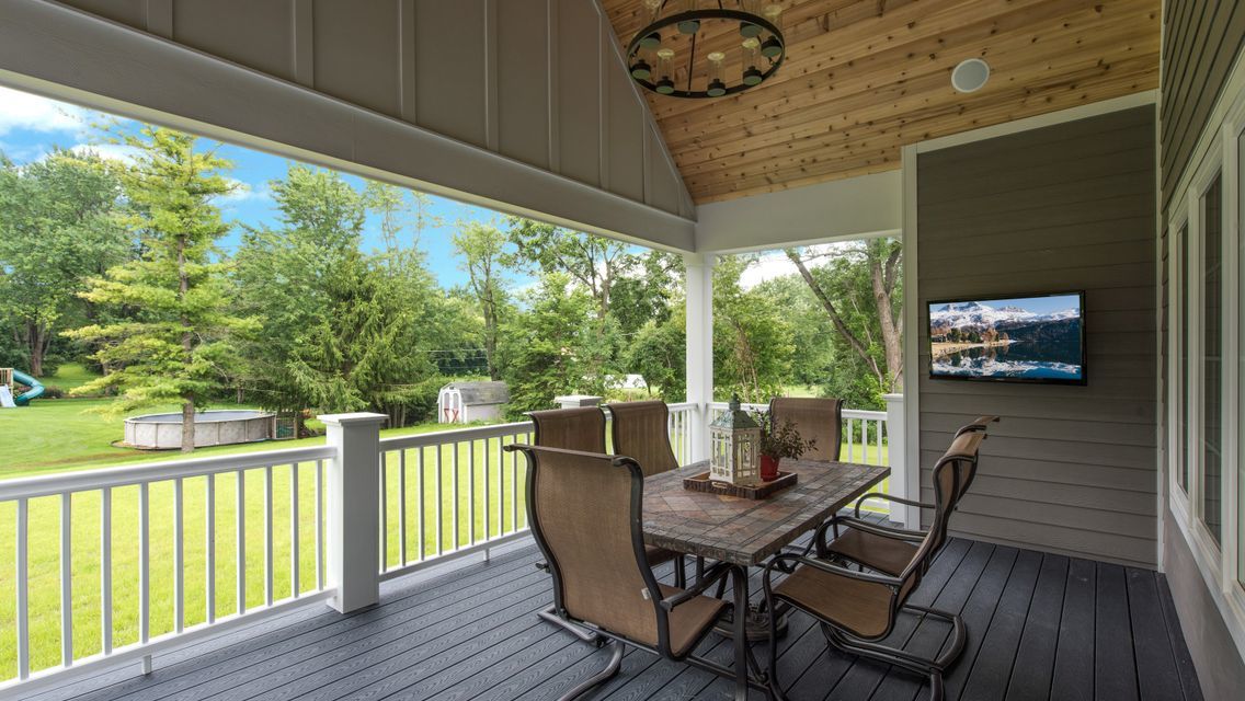 26303 W Merton Road, Barrington, IL 60010