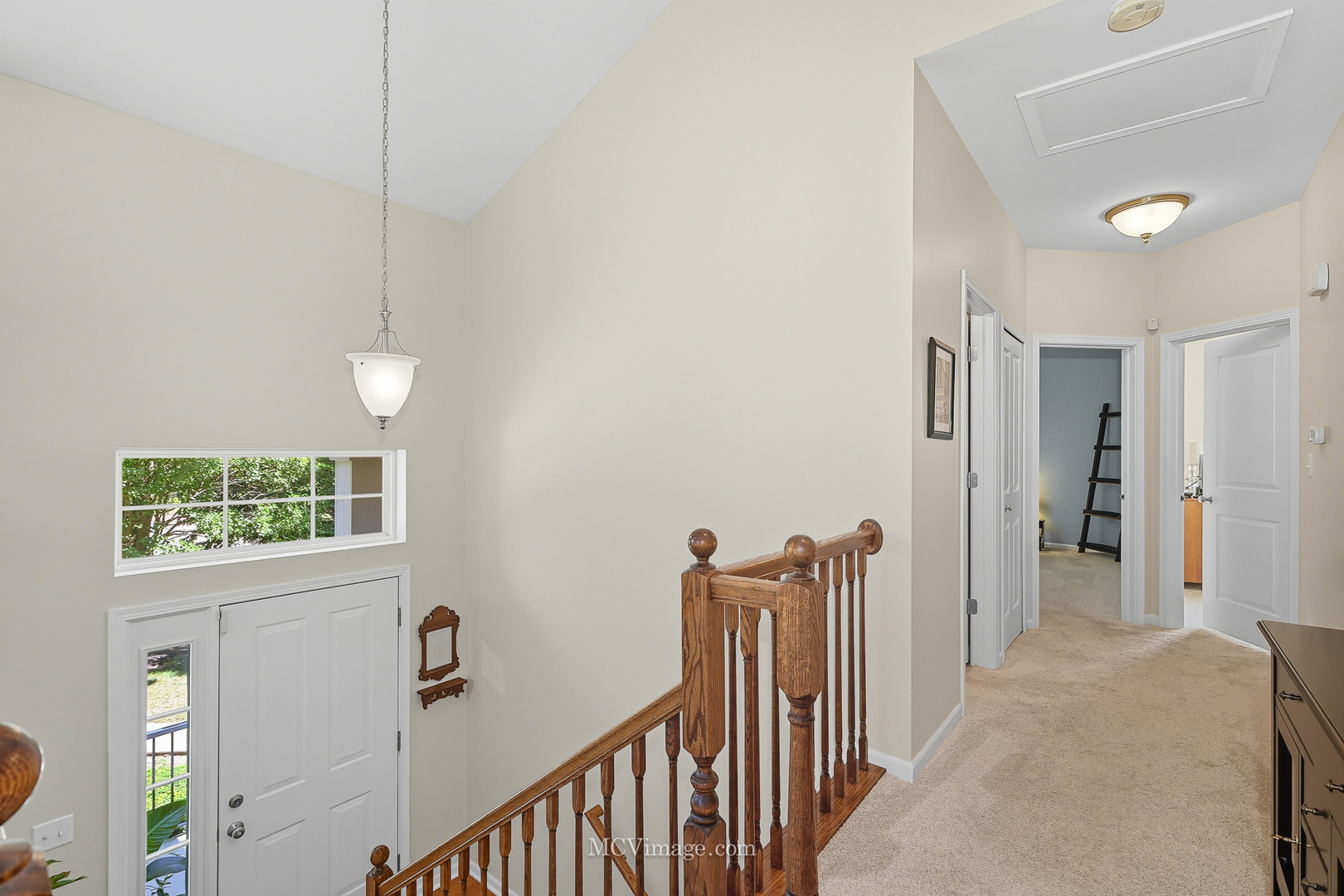 695 Station Boulevard, Aurora, IL 60504