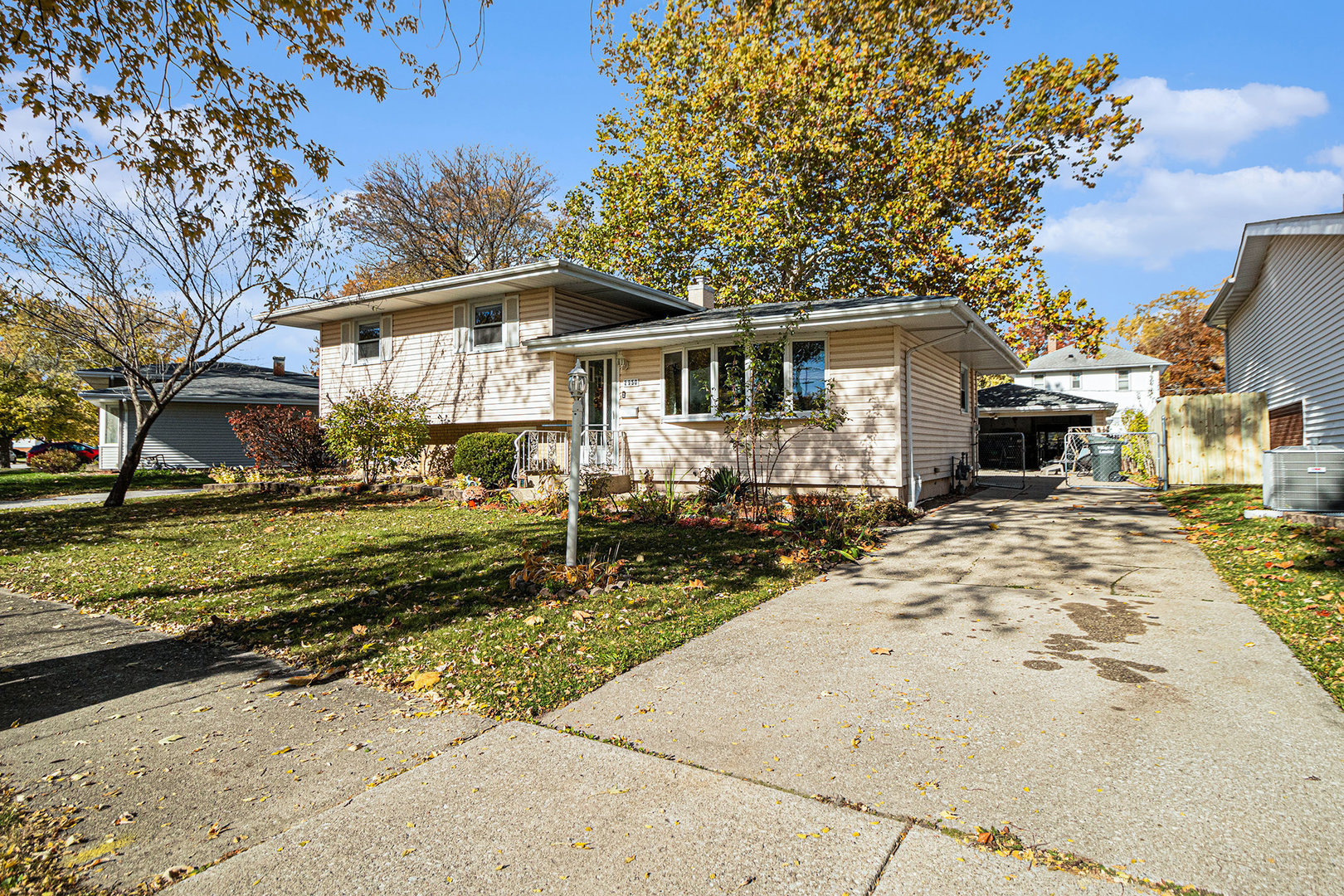 2950 188th Place, Lansing, IL 60438